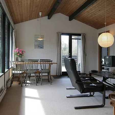 Vaeggerlose Semesterbostad Bøtø By